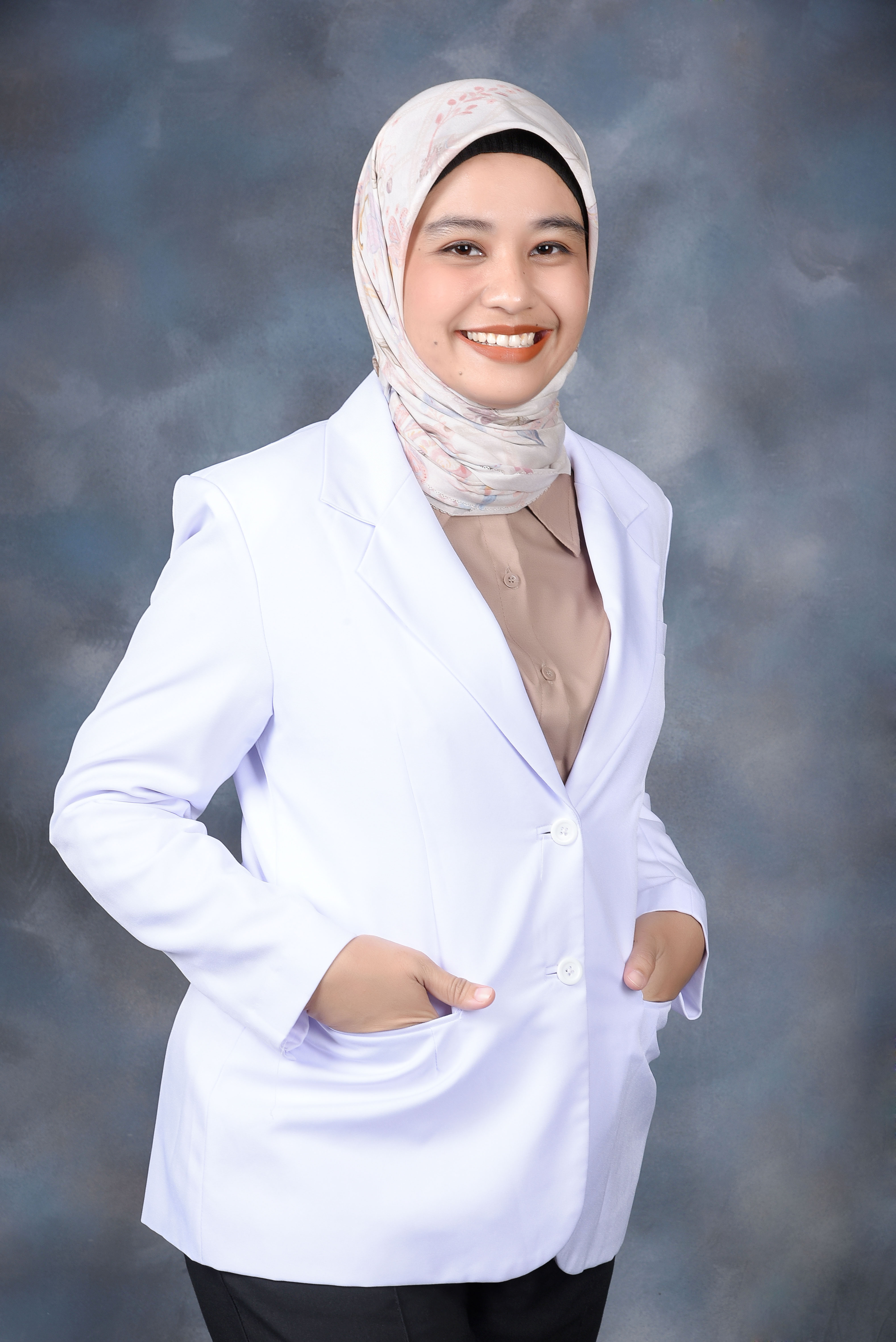 drg. Afifa Syafiqoh, Sp.KGA